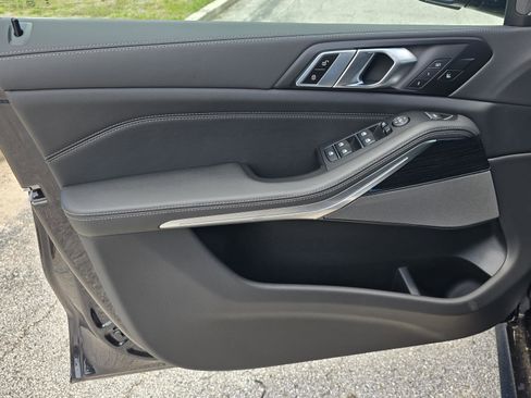 New 2026 BMW X5 sDrive40i w/ Executive Package RWD image 13
