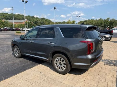Used 2024 Hyundai Palisade SEL FWD image 7