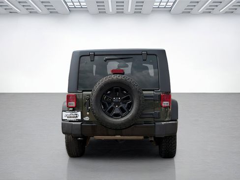 Used 2016 Jeep Wrangler Sport AWD/4WD image 9