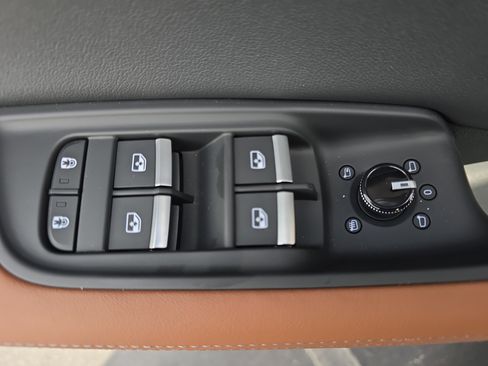 New 2026 Audi Q8 Premium Plus image 28