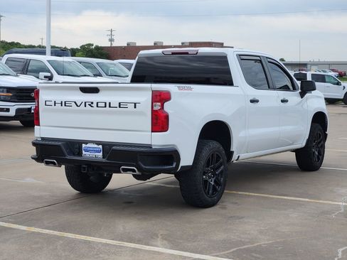 Used 2024 Chevrolet Silverado 1500 Custom Trail Boss w/ LPO, Dark Essentials Package AWD/4WD image 7