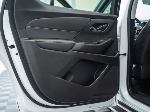 Used 2021 Chevrolet Traverse Premier w/ LPO, 'HIT The Road' Package AWD/4WD image 43