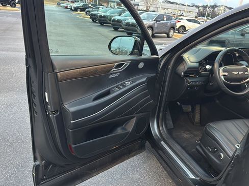 Used 2024 Genesis GV80 3.5T image 14