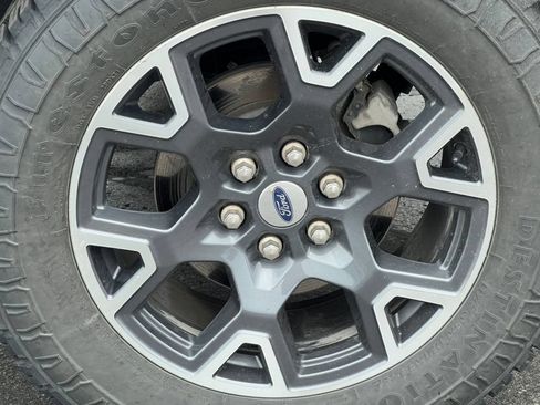 Used 2024 Ford F150 STX AWD/4WD image 9