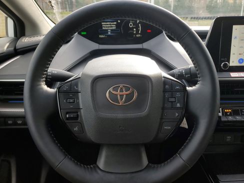 Certified 2025 Toyota Prius Limited image 18