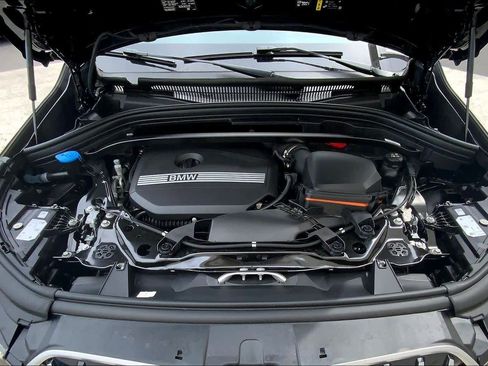 Used 2025 BMW X1 xDrive28i w/ Convenience Package image 10