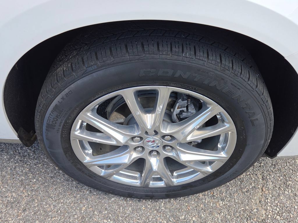 Certified 2023 Buick Enclave Essence w/ Experience Buick Package FWD image 15