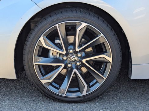 Used 2022 Toyota Corolla SE image 34