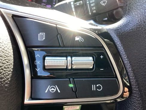 Used 2024 Kia Forte LXS image 11