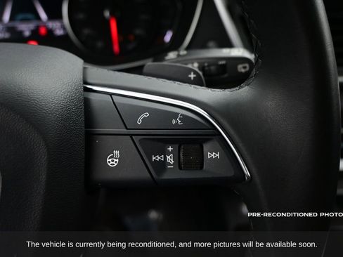 Used 2024 Audi Q5 2.0T Premium w/ Convenience Package image 18
