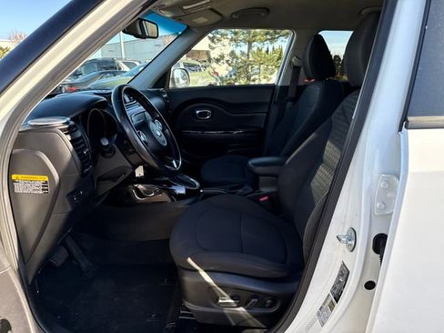 Used 2014 Kia Soul ! image 20