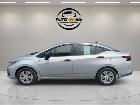 Used 2024 Nissan Versa S w/ Trunk Package FWD image 4