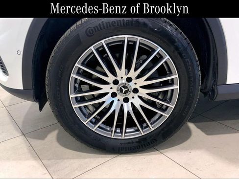 Used 2026 Mercedes-Benz GLC 300 4MATIC image 10
