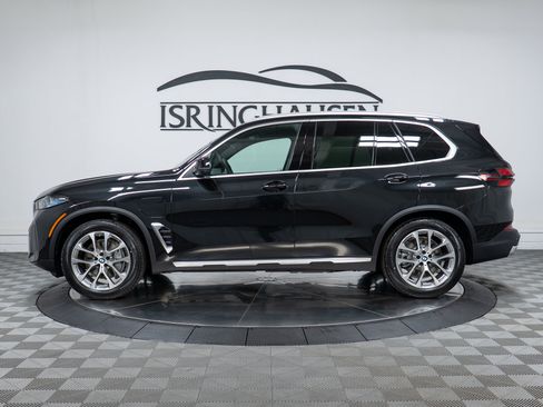 Used 2026 BMW X5 xDrive50e w/ Climate Comfort Package AWD/4WD image 8