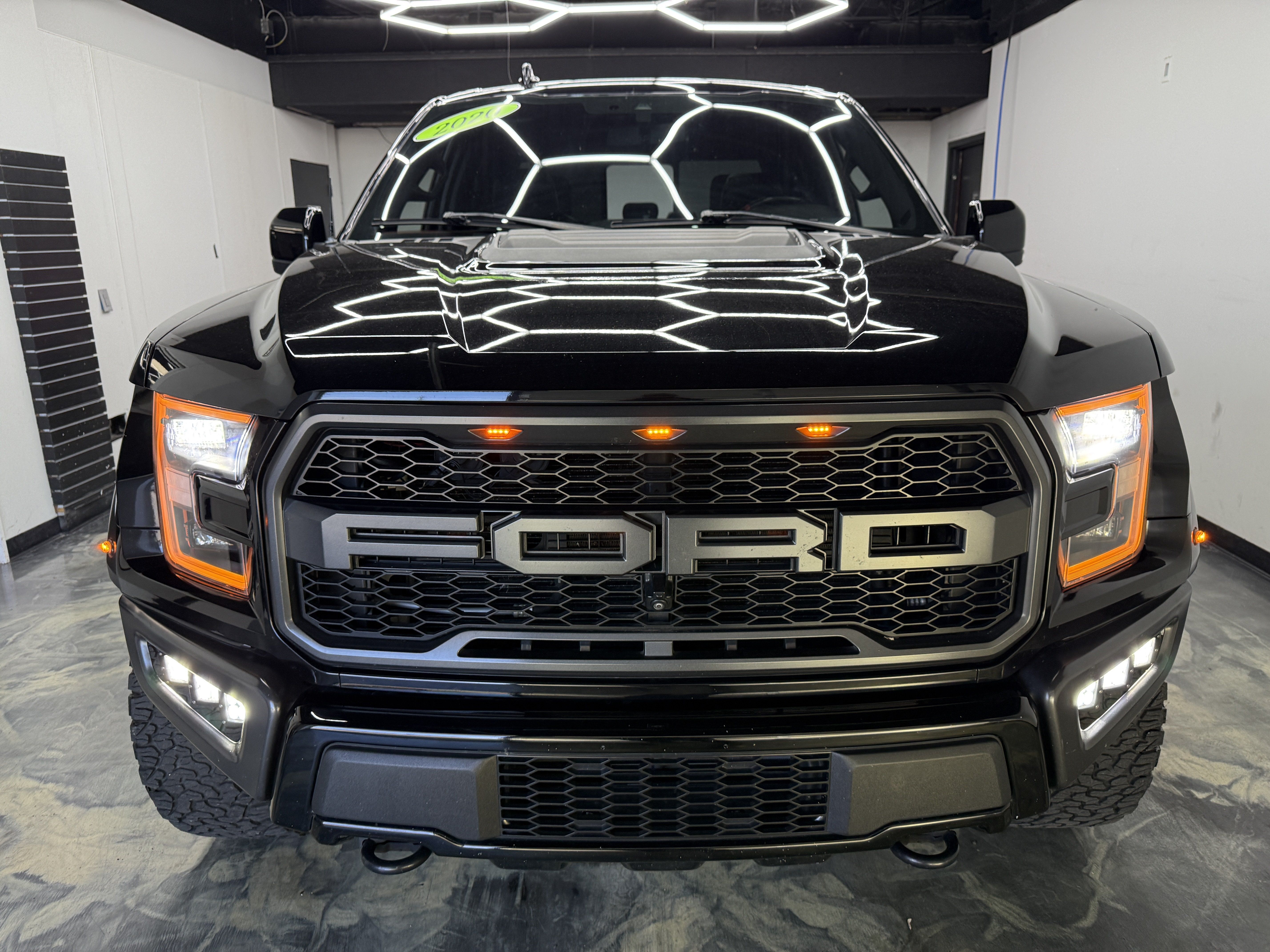 Used 2020 Ford F150 Raptor w/ Equipment Group 802A Luxury AWD/4WD image 7