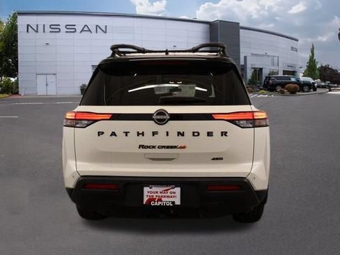 Used 2023 Nissan Pathfinder Rock Creek AWD/4WD image 4