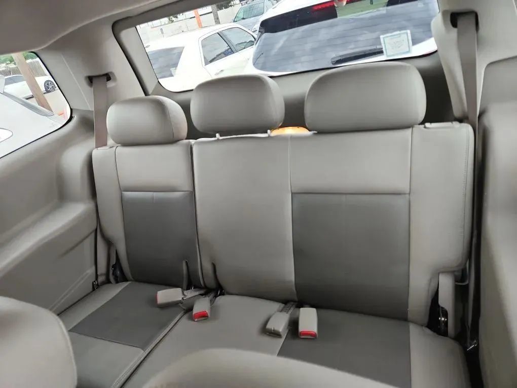 Used 2007 Dodge Durango Limited RWD image 4