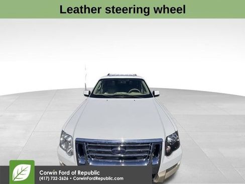 Used 2006 Ford Explorer Eddie Bauer image 10