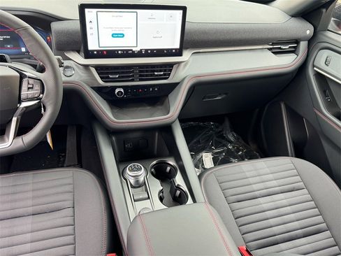 New 2026 Ford Explorer ST-Line w/ ST-Line Street Pack image 13