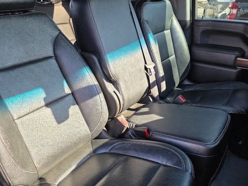 Used 2021 Chevrolet Silverado 2500 LT AWD/4WD image 12