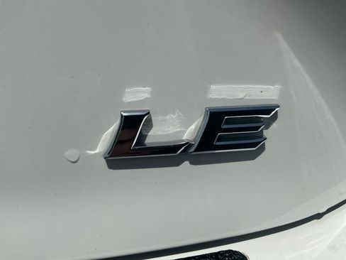 Used 2025 Toyota Camry LE FWD image 16