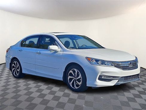 Used 2016 Honda Accord EX-L image 3