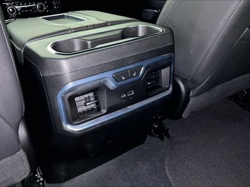 Used 2022 Chevrolet Silverado 1500 High Country w/ Technology Package AWD/4WD image 30
