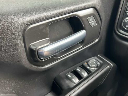 Used 2022 Chevrolet Silverado 1500 Custom w/ Safety Confidence Package AWD/4WD image 31
