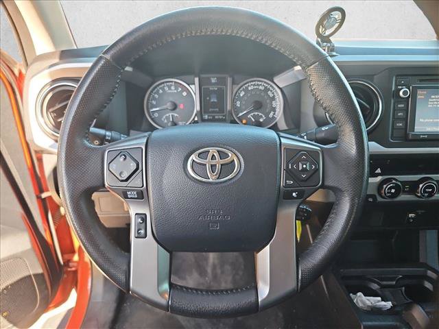 Used 2017 Toyota Tacoma SR5 w/ Tow Package RWD image 13