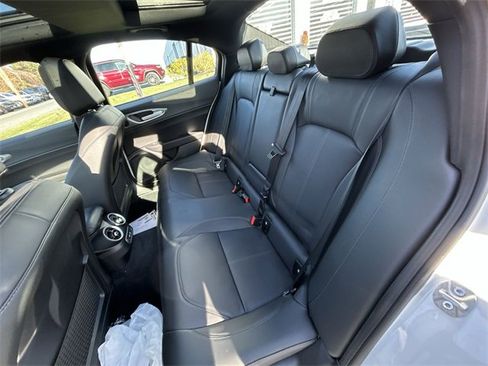 New 2025 Alfa Romeo Giulia AWD w/ Driving Assist Package image 13