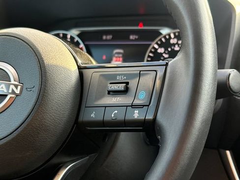 Used 2023 Nissan Rogue SL w/ SL Premium Package FWD image 28