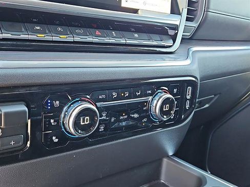 Used 2026 GMC Sierra 1500 SLT RWD image 19