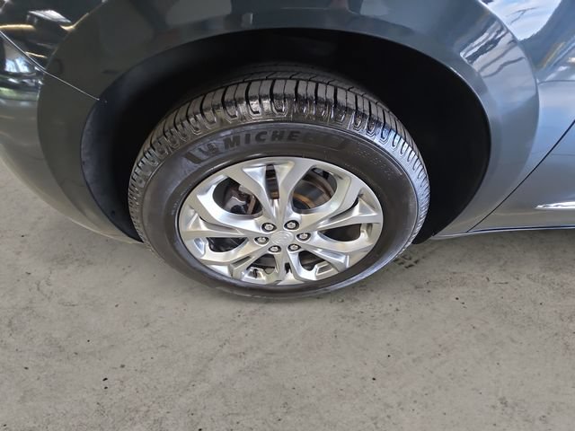 Used 2020 Buick Enclave Avenir w/ Avenir Technology Package AWD/4WD image 9