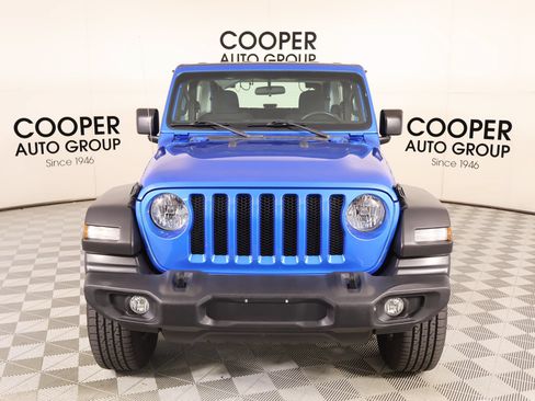 Used 2023 Jeep Wrangler Sport AWD/4WD image 8