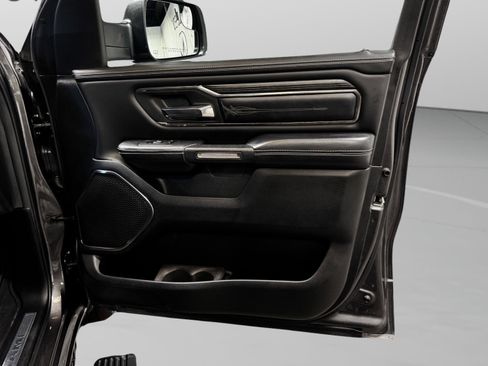 Used 2020 RAM 1500 Limited w/ Body Color Bumper Group image 39