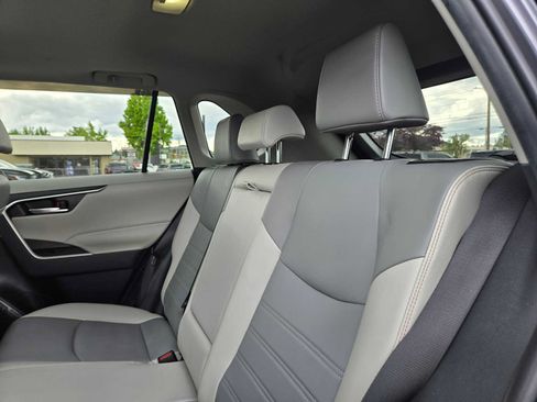 Certified 2023 Toyota RAV4 XLE Premium AWD/4WD image 19