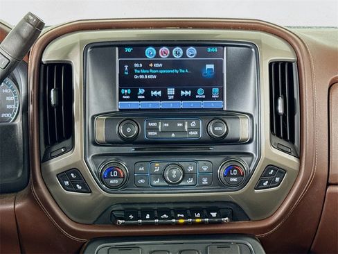 Used 2016 Chevrolet Silverado 3500 High Country image 11