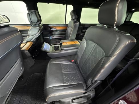 Certified 2024 Jeep Grand Wagoneer L Series III AWD/4WD image 40