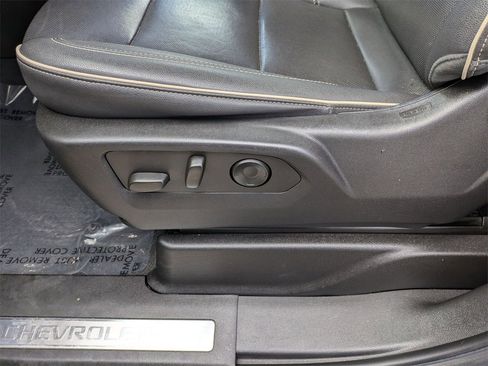 Used 2023 Chevrolet Tahoe Premier image 14