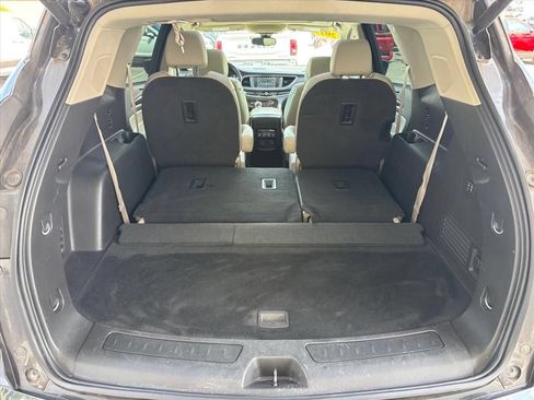 Used 2019 Buick Enclave Premium AWD/4WD image 3