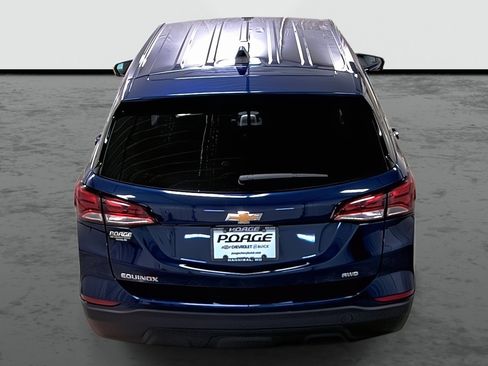 Used 2023 Chevrolet Equinox LS w/ LS Convenience Package image 3