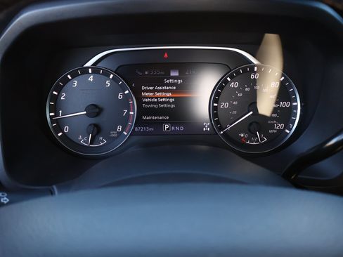 Used 2021 Nissan Titan Platinum Reserve w/ Off Road Protection Package image 19