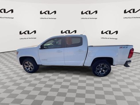 Used 2017 Chevrolet Colorado Z71 AWD/4WD image 5