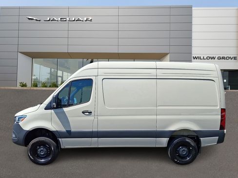 Used 2026 Mercedes-Benz Sprinter 2500 image 6