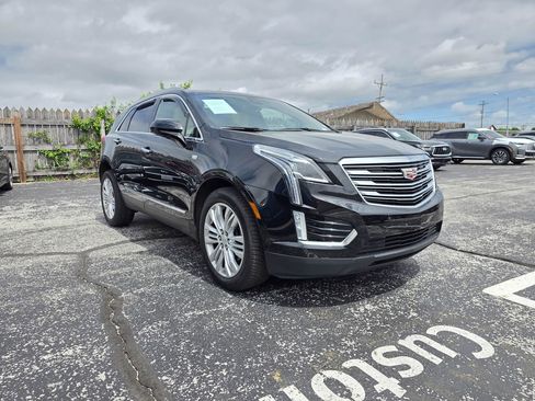 Used 2018 Cadillac XT5 Premium Luxury FWD image 1