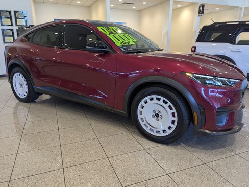 New 2025 Ford Mustang Mach-E GT image 1