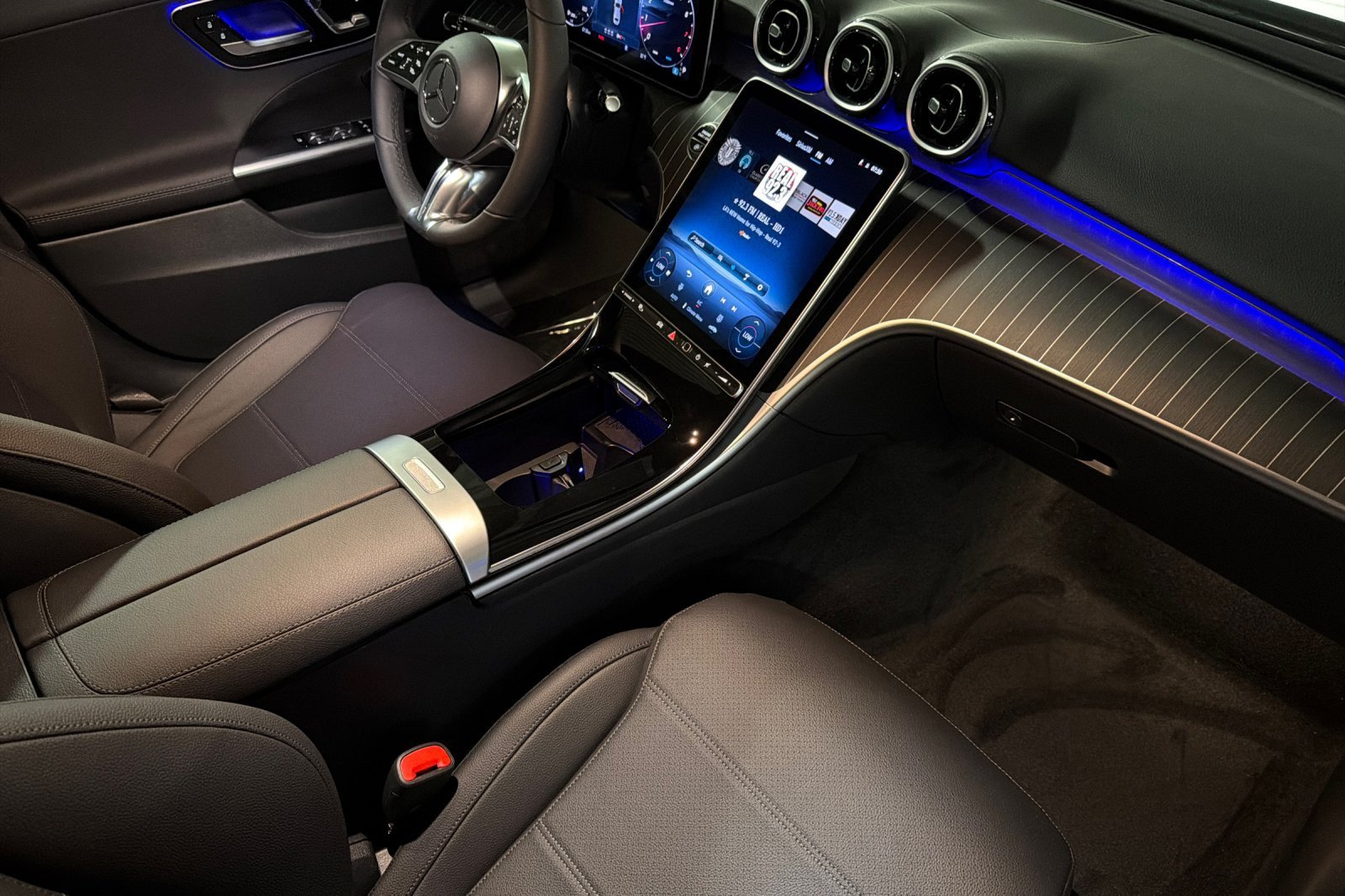 New 2026 Mercedes-Benz C 300 Sedan image 14