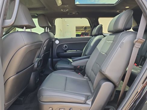Used 2026 Hyundai Palisade Calligraphy FWD image 13