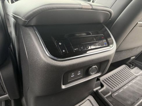 New 2026 Nissan Armada SL w/ Captain's Chari Seat Package image 27