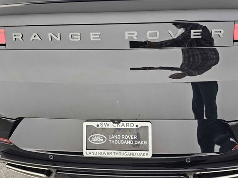 New 2026 Land Rover Range Rover Sport Dynamic SE image 13